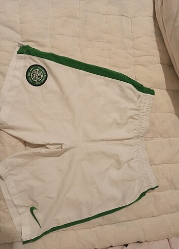 Nike Orijinal THE CELTIC FOOTBALL CLUB şortu