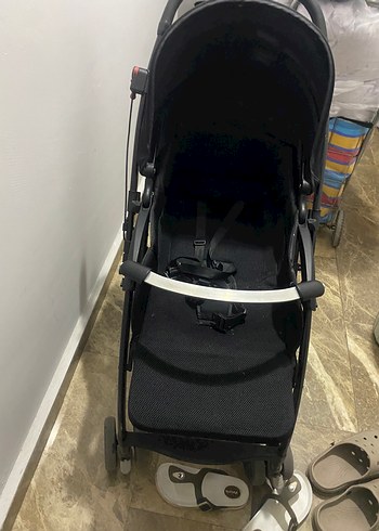 15-36 kg Beden Koyu Siyah Bebek Arabası