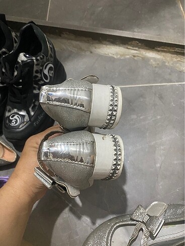 32 Beden 32 num abiye kız çocuk ayakkabısı