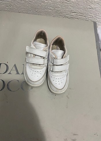 Erkek Çocuk Beyaz Cırtcırtlı Spor Ayakkabı - Görsel 2