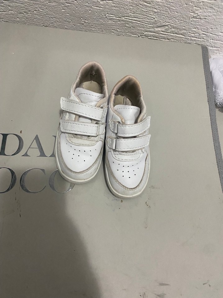 Erkek Çocuk Beyaz Cırtcırtlı Spor Ayakkabı - Görsel 2