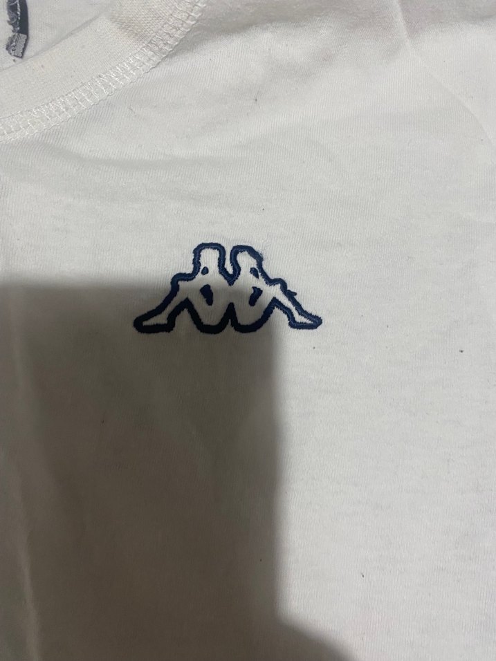 V Yaka Kısa Kollu Beyaz Kadın Tişört - Görsel 2