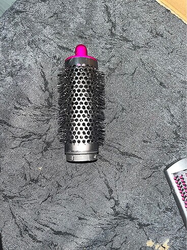 Dyson fön başlığı