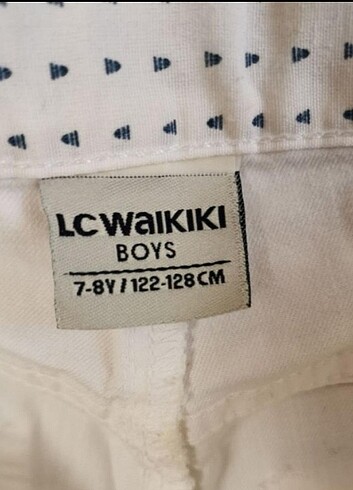 LC Waikiki Beyaz şort
