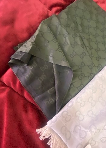 Kadın Yeşil ve Gri İpek Görünümlü Şal - Görsel 4