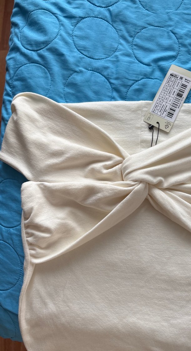 Beyaz Kısa Kollu Kadın Bluz - Görsel 2