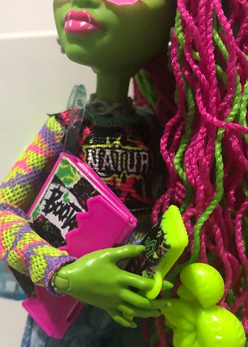 Monster High Venüs g3 - Görsel 11