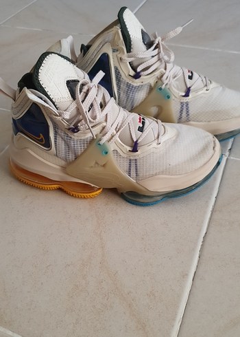 Nike Beyaz Basketbol Ayakkabısı - Görsel 5