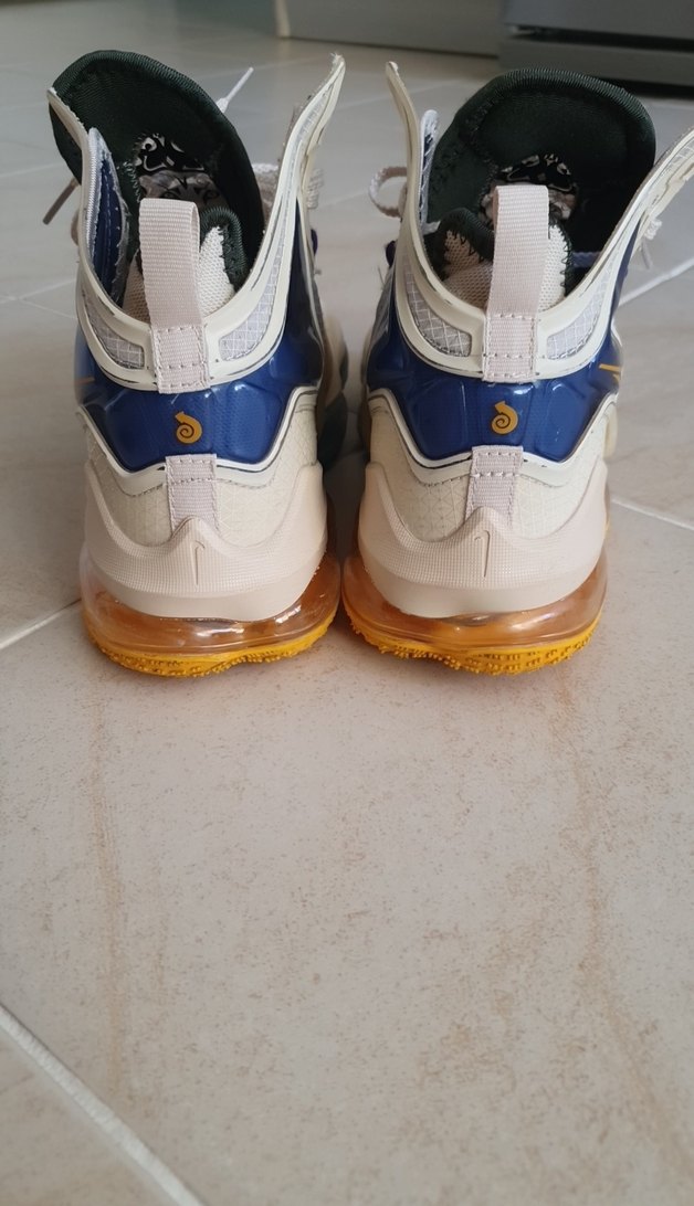 Nike Beyaz Basketbol Ayakkabısı - Görsel 3