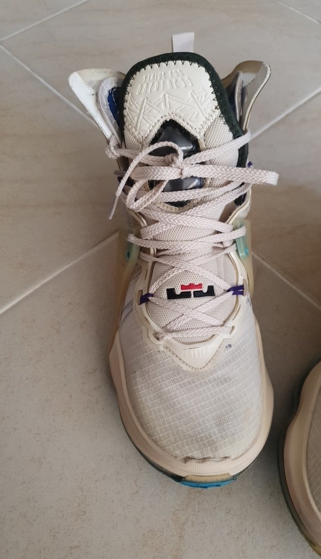 Nike Beyaz Basketbol Ayakkabısı - Görsel 2