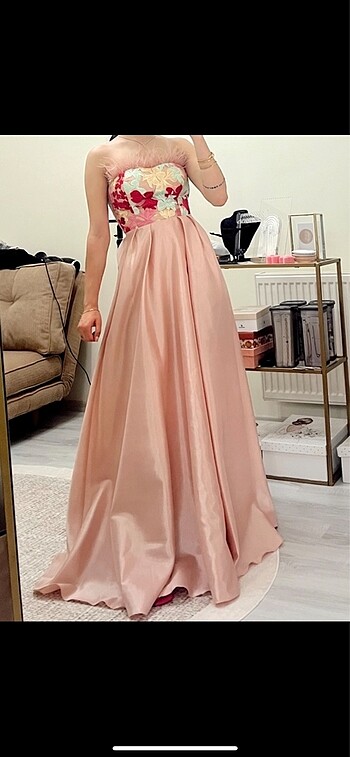 Toz pembe abiye elbise