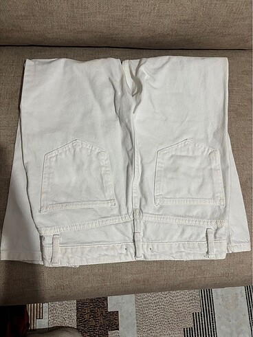 xs Beden beyaz yırtık mom slim jean