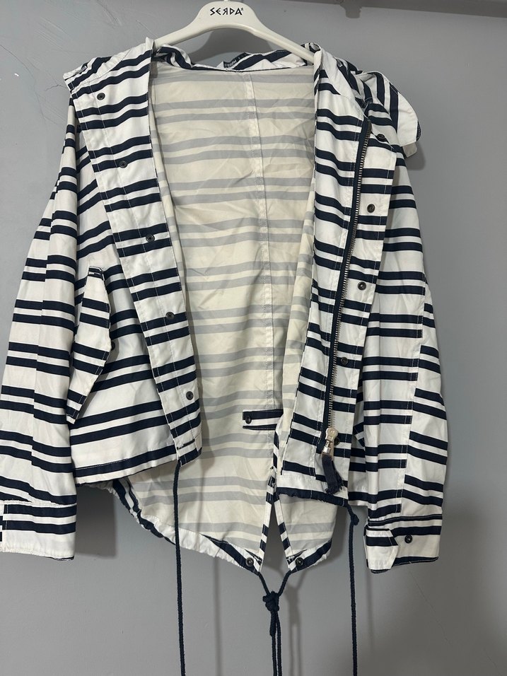 Yağmurluk - Görsel 2