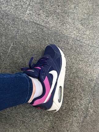 36,5 Beden Nike airmax spor ayakkabı
