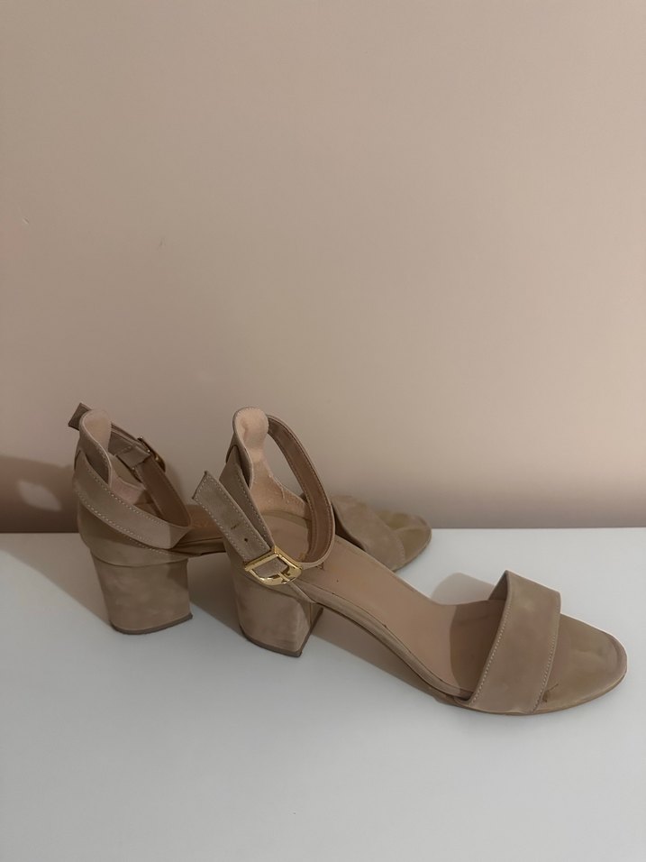 Bej Süet Stiletto Topuklu Kadın Ayakkabı - Görsel 2