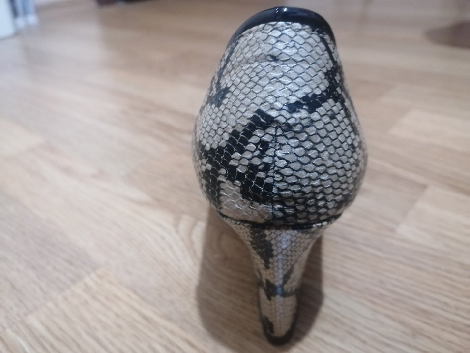 Siyah Yılan Desenli Topuklu Kadın Ayakkabı - Görsel 2