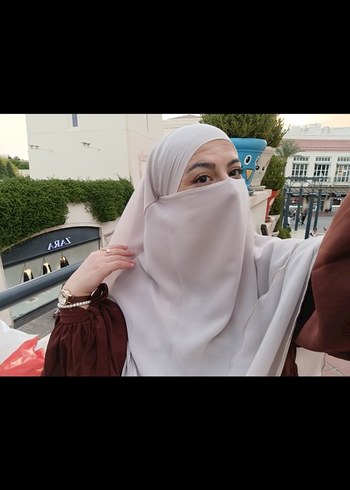 universal Beden ten rengi Renk Bej şifon üç katlı sufle khimar