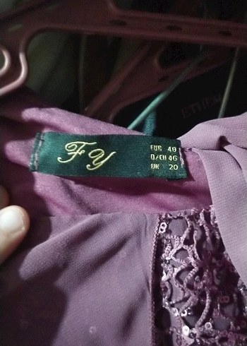 Uzun Mor İşlemeli Kadın Abiye Elbise - Görsel 2