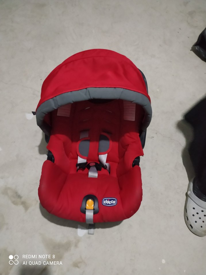 kırmızı bebek arabası - Görsel 2