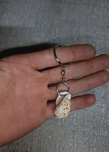 Zincir Detaylı Bej Kadın Anahtarlık - Görsel 3