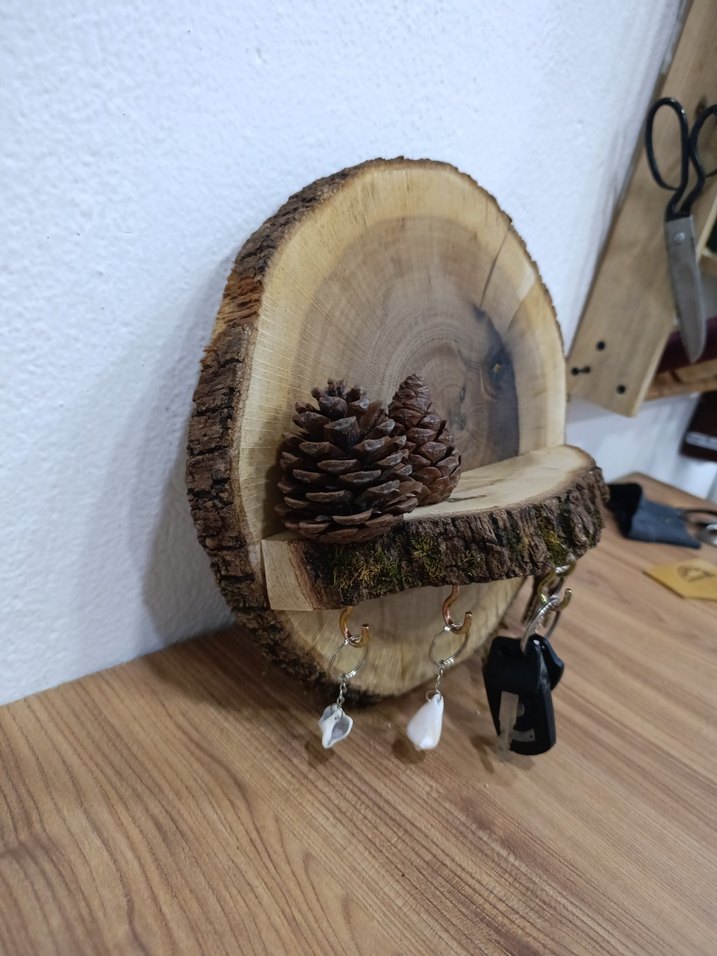 Ahşap Anahtarlık ve Raf Dekorasyonu - Görsel 3