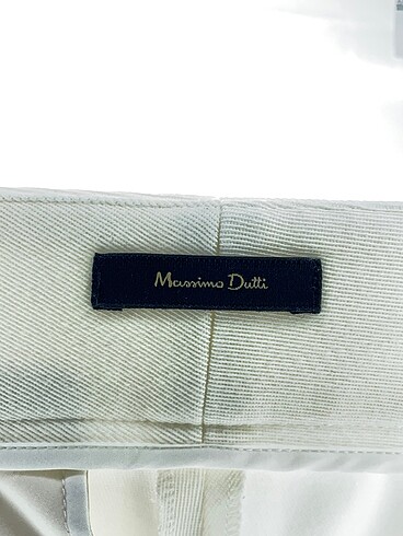 40 Beden beyaz Renk Massimo Dutti Düz Kesim %70 İndirimli.