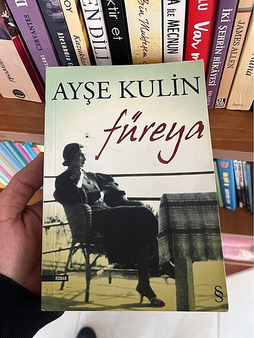 Ayşe Kulin füreya