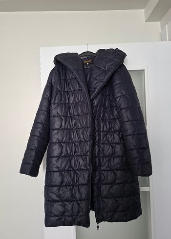 Lacivert Kapüşonlu Kadın Kışlık Mont