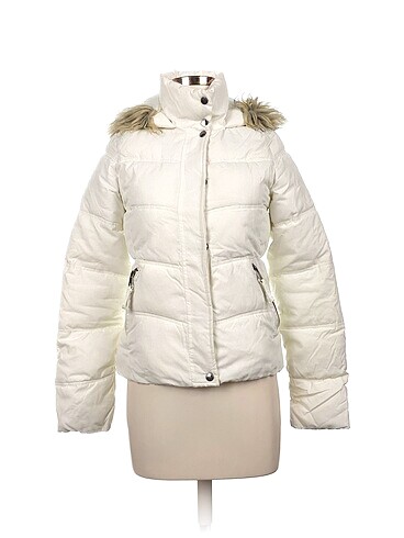 Bershka Mont %70 İndirimli.