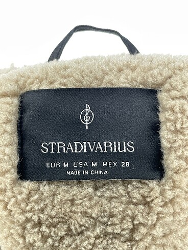 m Beden siyah Renk Stradivarius Kaban %70 İndirimli.