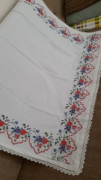 Kaneviçe örtü 