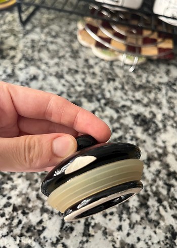 Beden Renk Karaca Desenli Siyah Kapaklı Mutfak Saklama Seti