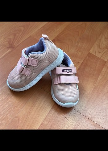 21 Beden Kız Çocuk Pembe Cırtcırtlı Spor Ayakkabı