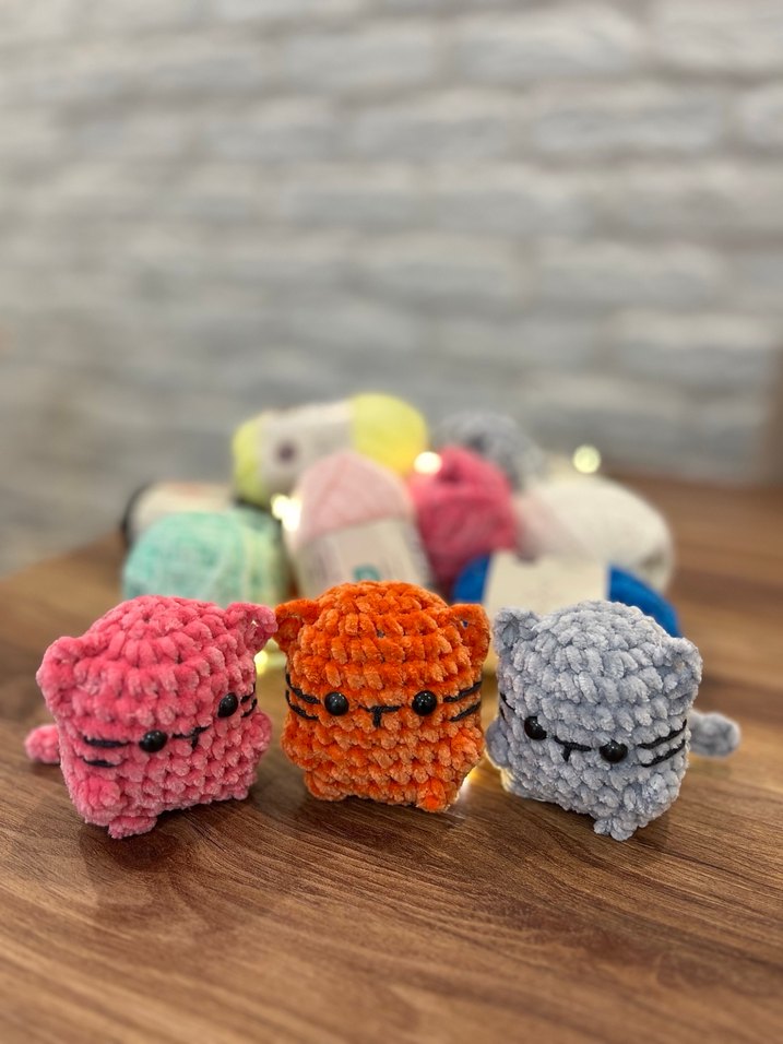 Renkli Peluş Amigurumi Kedi Oyuncak - Görsel 2