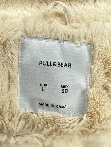 l Beden çeşitli Renk Pull and Bear Kot Ceket %70 İndirimli.