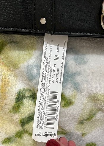 Stradivarius Siyah Omuz Çantası - Görsel 4