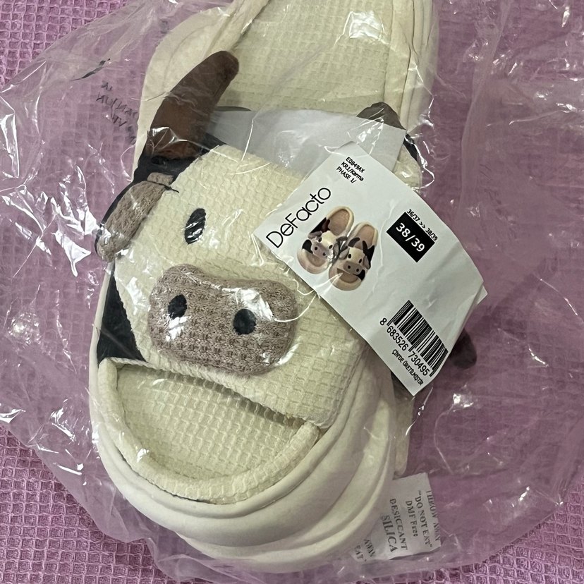 Defacto İnek Desenli Terlik - Görsel 2