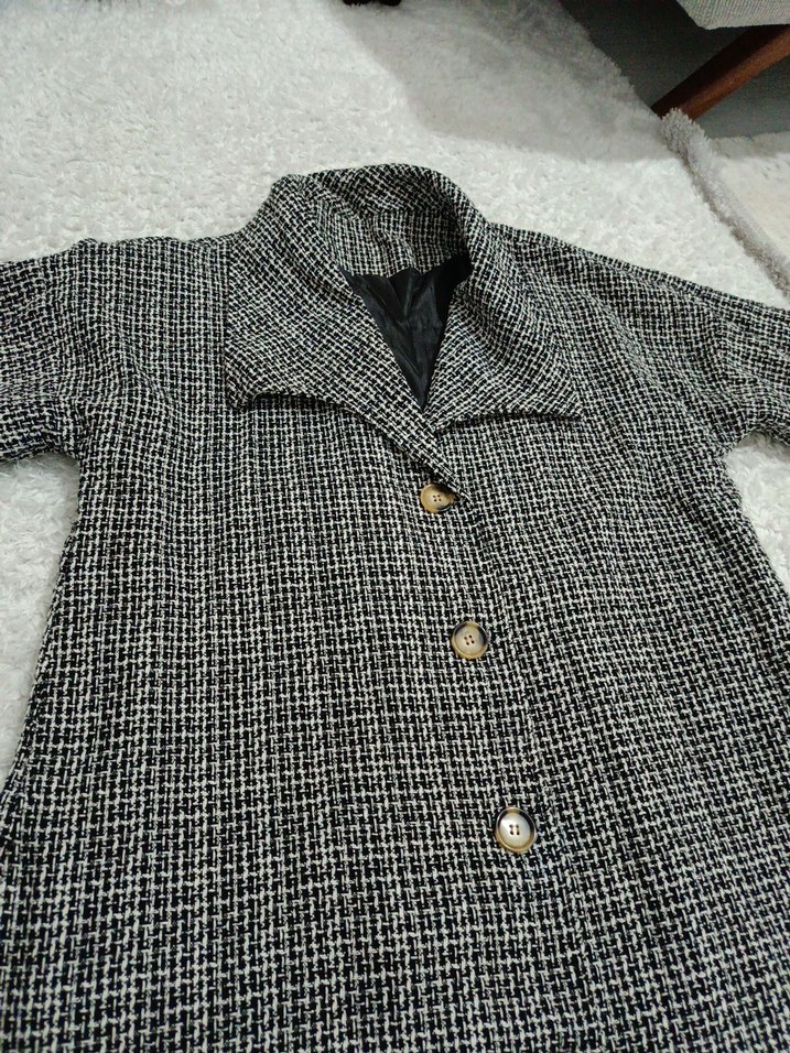 Düğmeli Gri Uzun Kadın Kap - Görsel 3