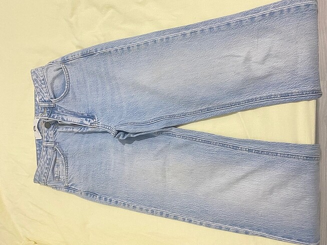 34 Beden Stradivarius jean