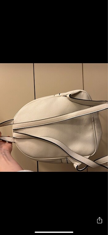  Beden Stradivarius sırt çantası