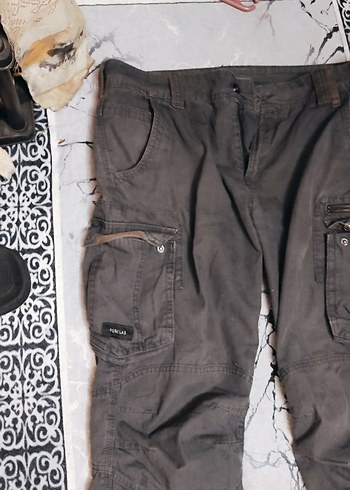 Gri Kadın Kumaş Bol Kesim Kemerli Pantolon - Görsel 2