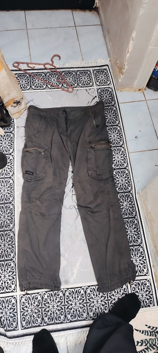 Gri Kadın Kumaş Bol Kesim Kemerli Pantolon - Görsel 3