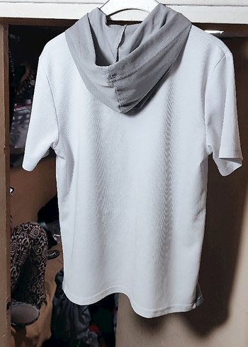 Beyaz Kapüşonlu Erkek Tişörtü - Görsel 2