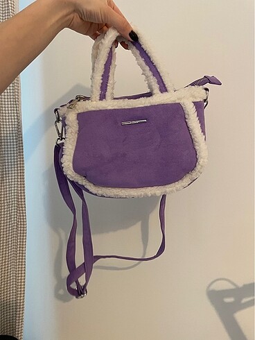 Bershka mor kadife/kürklü çanta
