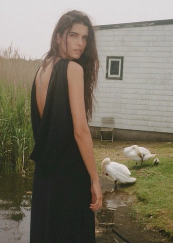 Zara marka sırtı açık elbise - Görsel 2