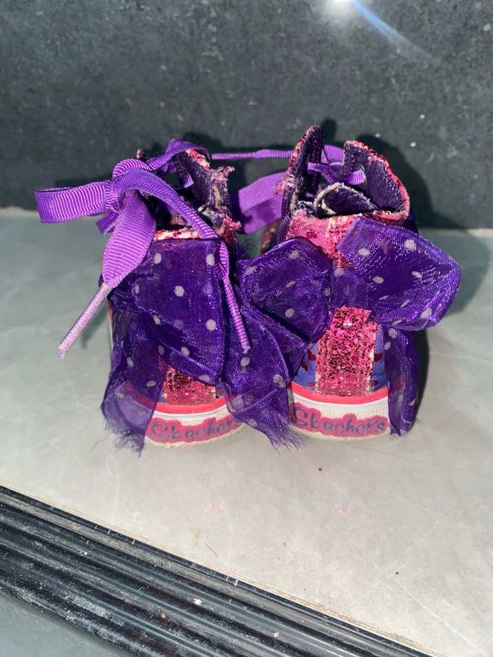 Mor Bağcıklı ve Cırt Cırtlı Kız Spor Ayakkabı - Görsel 2