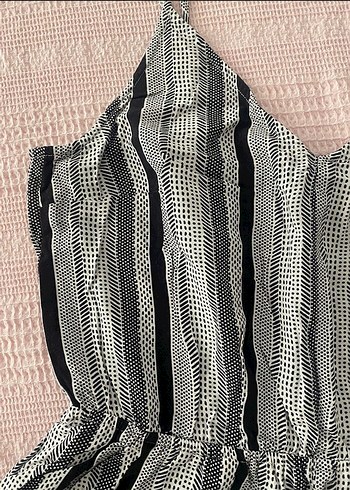 Gri Çizgili Mini Askılı Tulum - Görsel 2