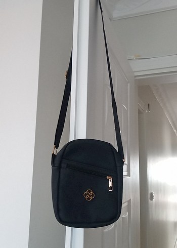 Siyah Minimalist Kadın Çapraz Çanta