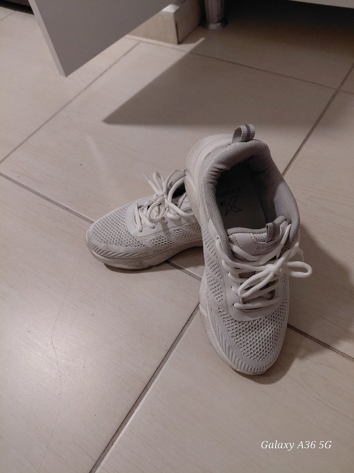 Beyaz Bağcıklı Kadın Spor Ayakkabı kinetik orjinal - Görsel 5