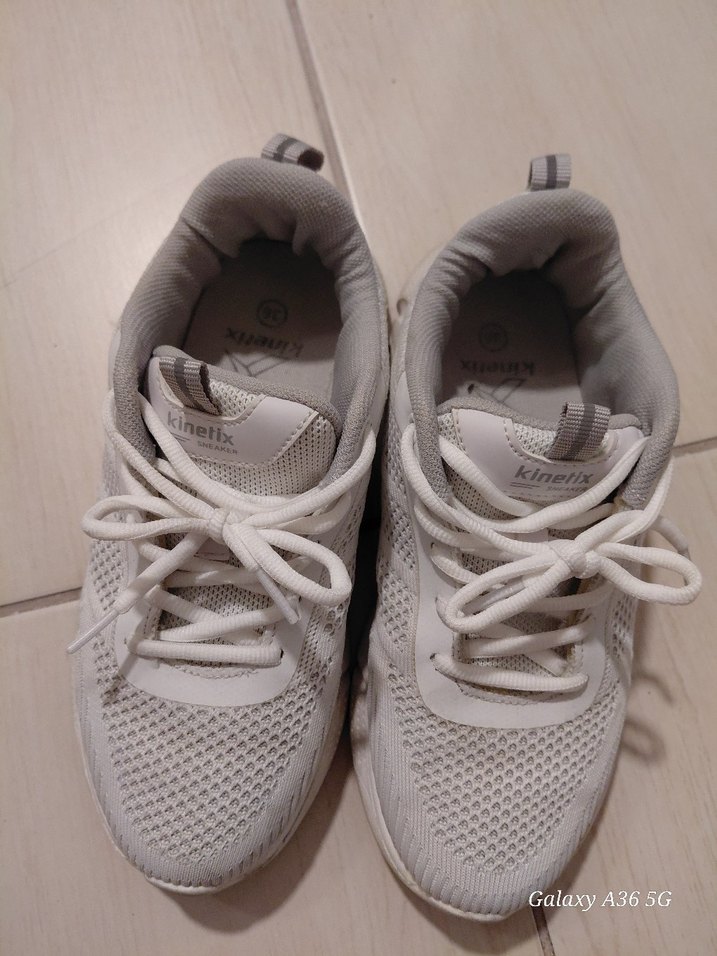 Beyaz Bağcıklı Kadın Spor Ayakkabı kinetik orjinal - Görsel 3